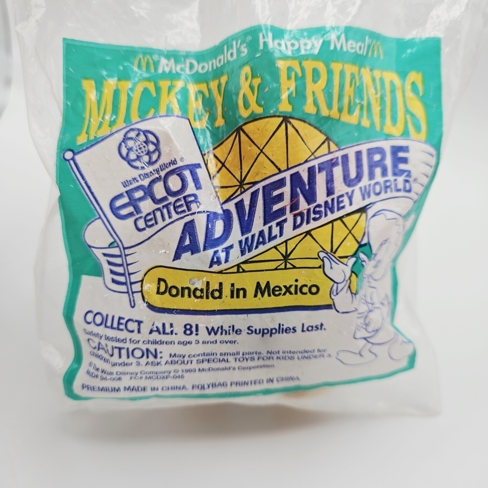 NEW VINTAGE Mickey & Friends Epcot Center Donald in Mexico 1993 McDonald's